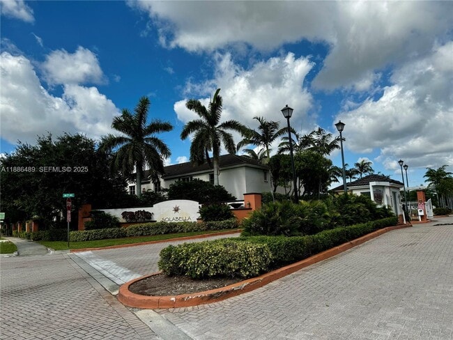 17333 NW 7th Ave in Miami Gardens, FL - Foto de edificio - Building Photo