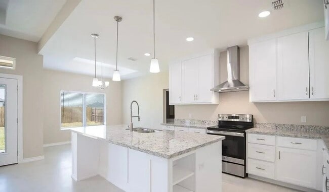 5439 Barbwire Ln in Brownsville, TX - Building Photo - Building Photo