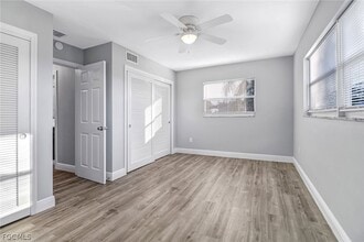 4312 S Bay Cir in North Fort Myers, FL - Building Photo - Building Photo