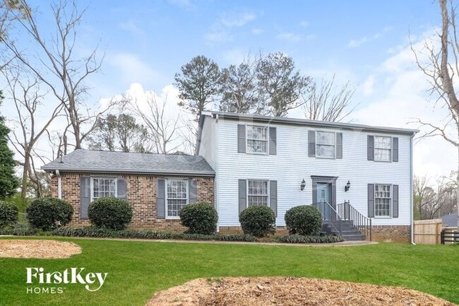 1967 Tanglewood Dr in Snellville, GA - Building Photo - Building Photo