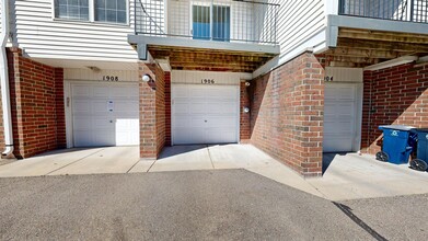 1906 Lindsay Ln in Ann Arbor, MI - Building Photo - Building Photo