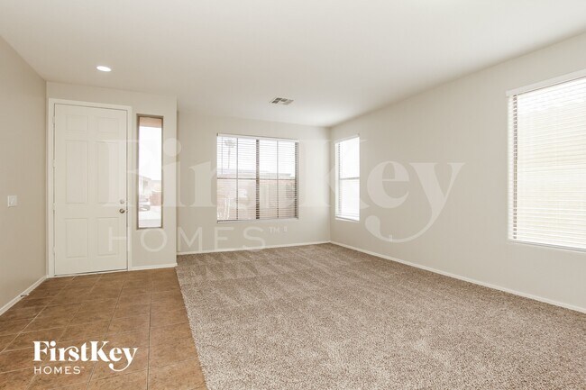 14912 N 153rd Ave in Surprise, AZ - Foto de edificio - Building Photo