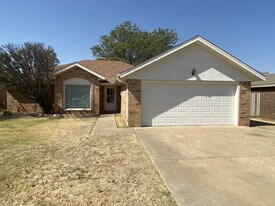 6818 Huron Ave in Lubbock, TX - Building Photo