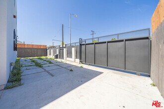 4112 Normandie Ave in Los Angeles, CA - Building Photo - Building Photo
