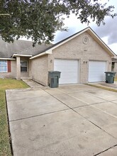 3509 N Arroyo Park Ln, Unit #B in Harlingen, TX - Foto de edificio - Building Photo