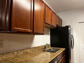 608 NE 33rd Terrace in Homestead, FL - Building Photo - Building Photo