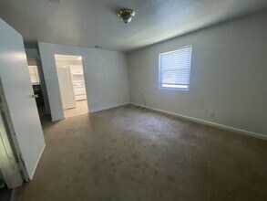 3619 Orange St, Unit ORA3619#2-PR in Norfolk, VA - Building Photo - Building Photo