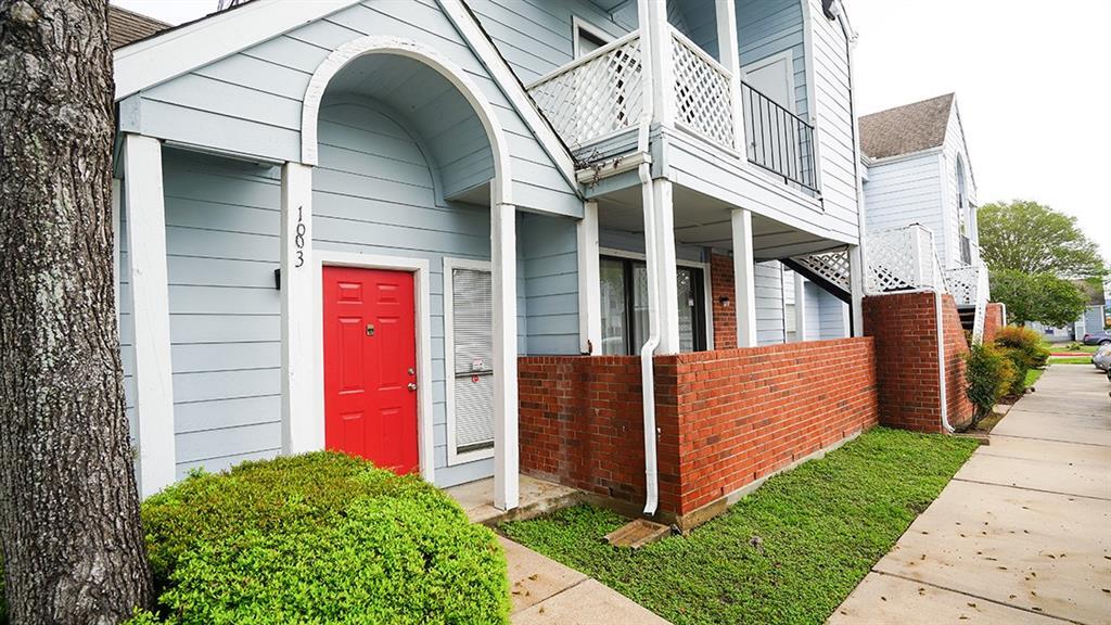 14550 Fonmeadow Dr in Houston, TX - Building Photo