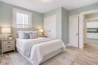 258 Amherst St, Unit 2nd Floor Rental Unit in East Orange, NJ - Foto de edificio - Building Photo