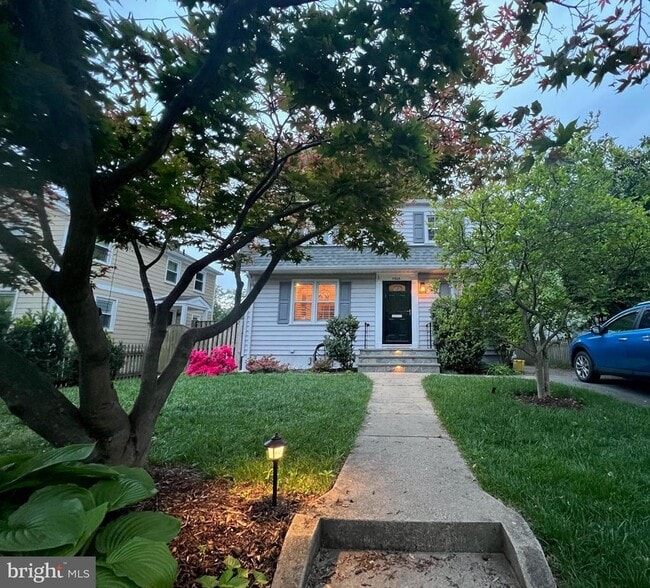 property at 5906 14th St N