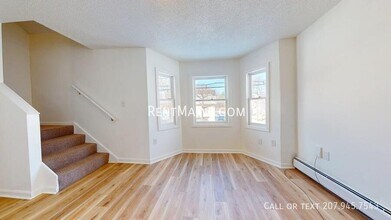 148 3rd St, Unit 4 in Bangor, ME - Building Photo - Building Photo