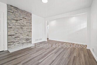 477 Norton St in Pittsburgh, PA - Building Photo - Building Photo