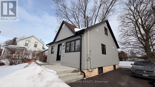 property at 119 Wellington St