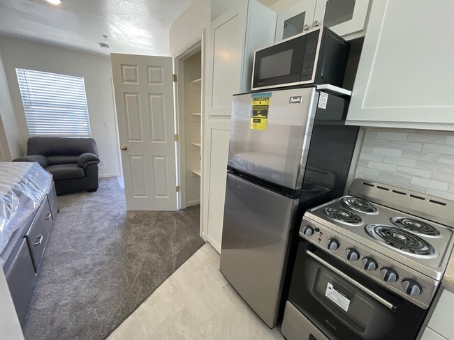 1105 S State St in Provo, UT - Building Photo - Building Photo