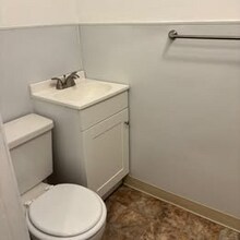 615 Duss Ave in Ambridge, PA - Building Photo - Building Photo