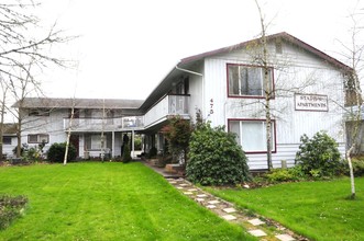 475 W Jackson St in Monmouth, OR - Foto de edificio - Building Photo