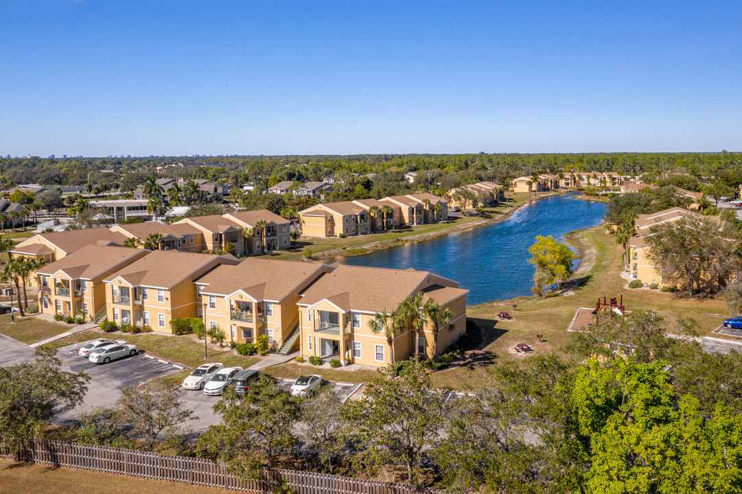 Villas of Capri in Naples, FL - Building Photo