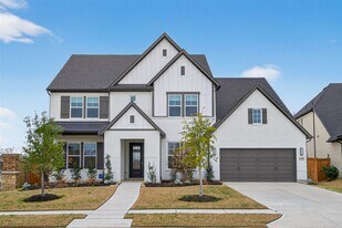 14327 Vis Vw Dr in Cypress, TX - Building Photo