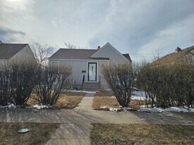 915 W 28th St in Cheyenne, WY - Building Photo