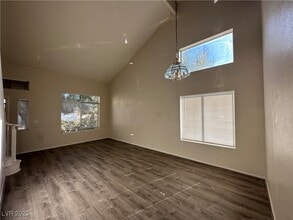 1575 Comfort Hills St in Henderson, NV - Building Photo - Building Photo