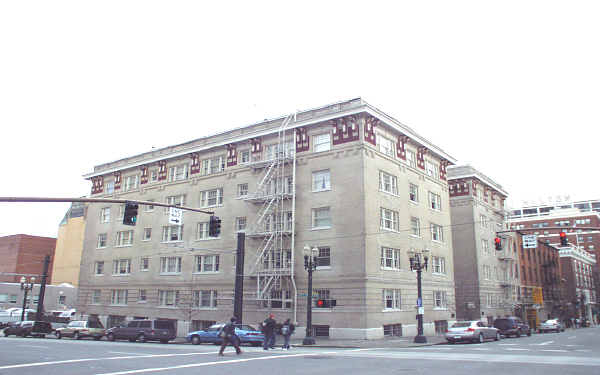 Fountain Place Apartments in Portland, OR - Building Photo - Building Photo