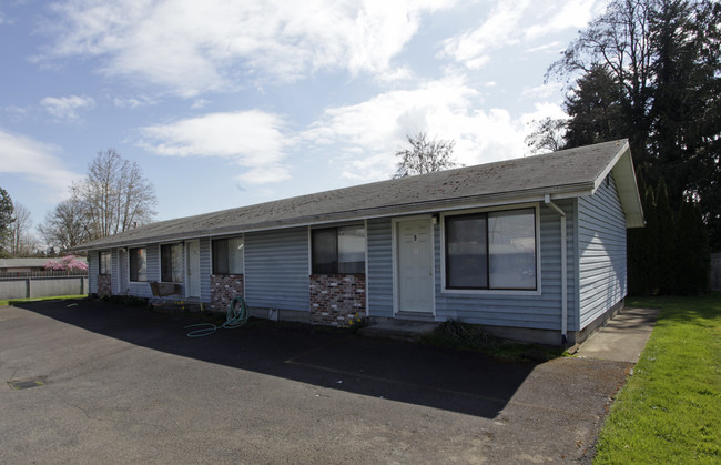 2828 19th Ave in Forest Grove, OR - Building Photo - Building Photo