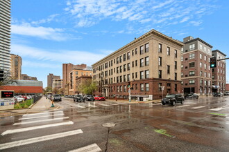 Soleil Apartments in Minneapolis, MN - Building Photo - Building Photo