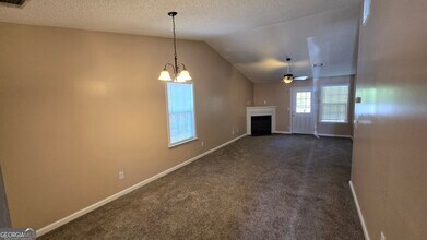 1731 Summerwoods Ln in Griffin, GA - Building Photo - Building Photo