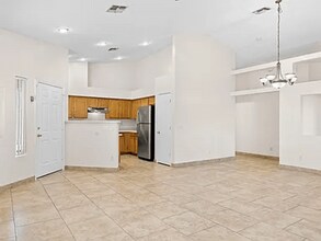 1750 W Union Hills Dr in Phoenix, AZ - Building Photo - Building Photo