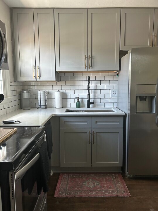 4336 Hathaway St, Unit E in Charlotte, NC - Building Photo