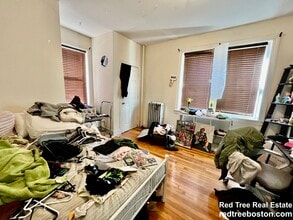 66 Egmont St in Brookline, MA - Foto de edificio - Building Photo