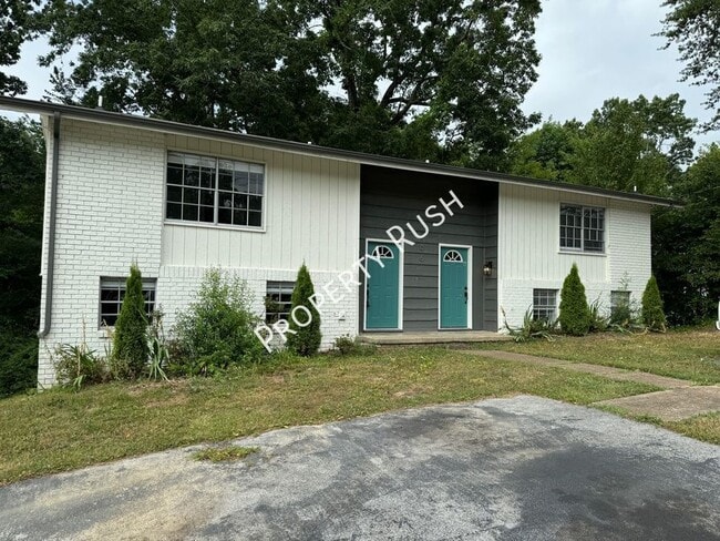 property at 806 Forest Dale Ln