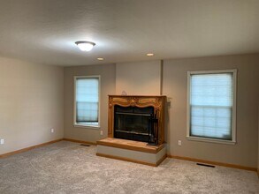 16 Capshaw Ct in Chico, CA - Building Photo - Building Photo