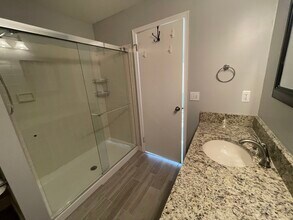 3 Sussex Ct, Unit NA in Bedminster, NJ - Foto de edificio - Building Photo