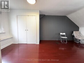 121 Bishop Ave in Toronto, ON - Building Photo - Building Photo