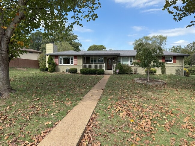property at 1931 Valley Park Dr