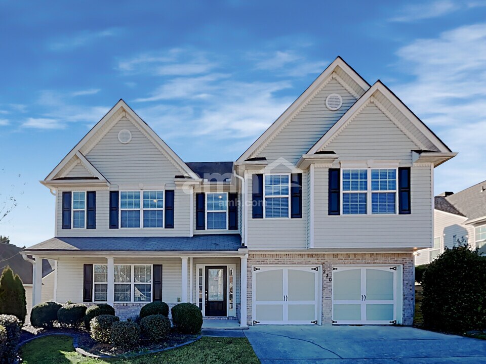230 Overlook Dr in Dallas, GA - Building Photo
