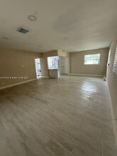 4600 SW 33rd Dr in West Park, FL - Building Photo - Building Photo