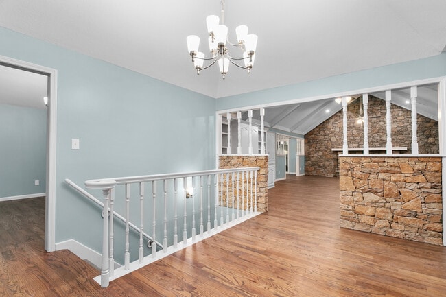 4612 NW Bramble Trail in Lee's Summit, MO - Building Photo - Building Photo