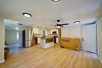 2960 Co Rd 381 in Wewahitchka, FL - Building Photo - Building Photo