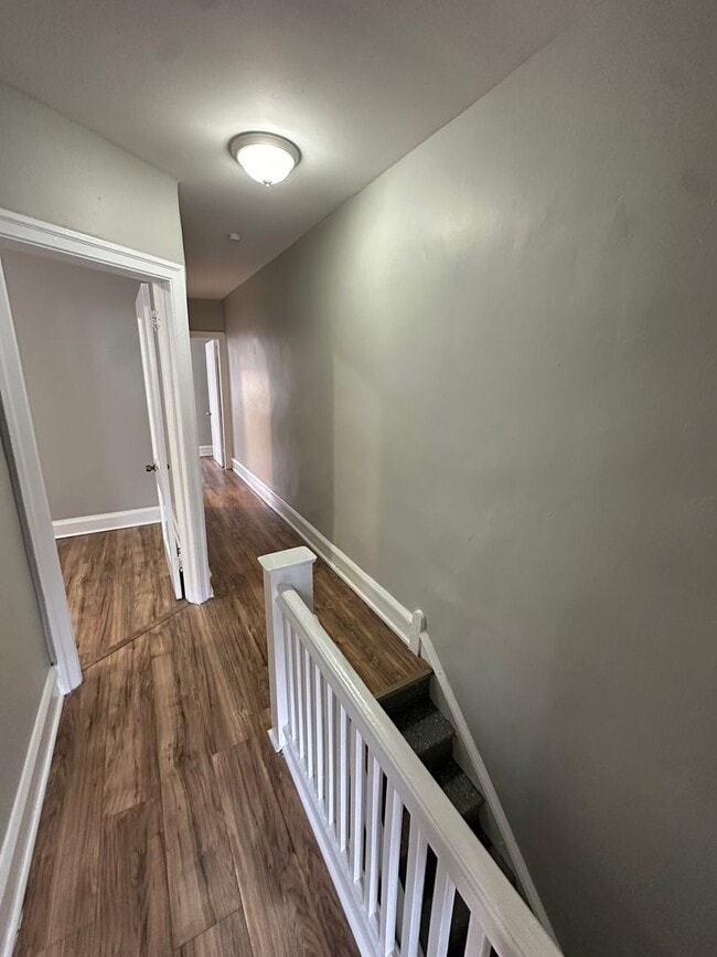 440 W Fisher Ave in Philadelphia, PA - Building Photo - Building Photo