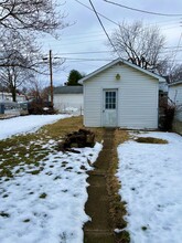 2621 S Center St in Terre Haute, IN - Building Photo - Building Photo