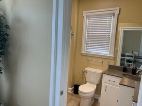 105 S McLemore Ave in Brownsville, TN - Building Photo - Building Photo