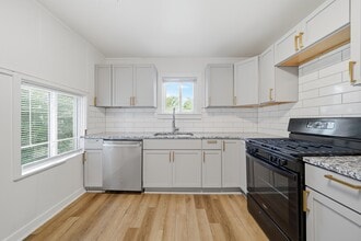 424 S Quebec Ave in Tulsa, OK - Building Photo - Building Photo