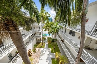 10001 W Bay Harbor Dr, Unit 404 in Bay Harbor Islands, FL - Building Photo