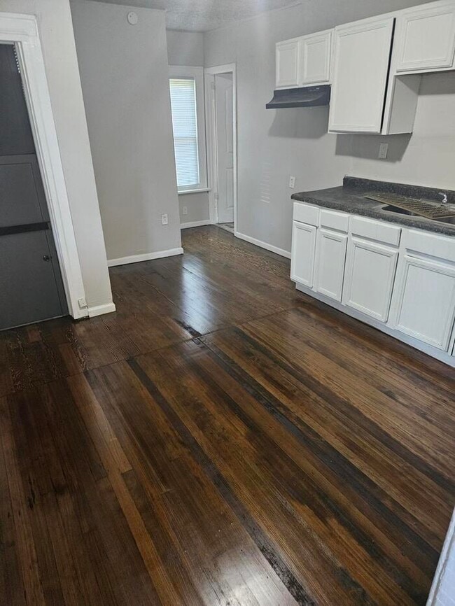 624 W 44th Pl in Gary, IN - Building Photo - Building Photo