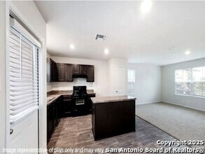 15315 Olive Pigeon in San Antonio, TX - Building Photo - Building Photo