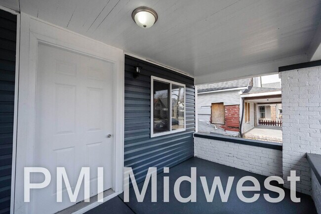 24 N Euclid Ave in Indianapolis, IN - Foto de edificio - Building Photo