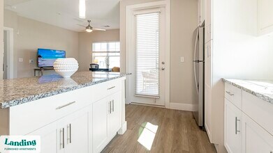 3060 Southcreek Blvd in Orlando, FL - Building Photo - Building Photo