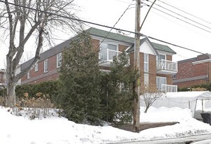3140 Barclay in Montréal, QC - Building Photo